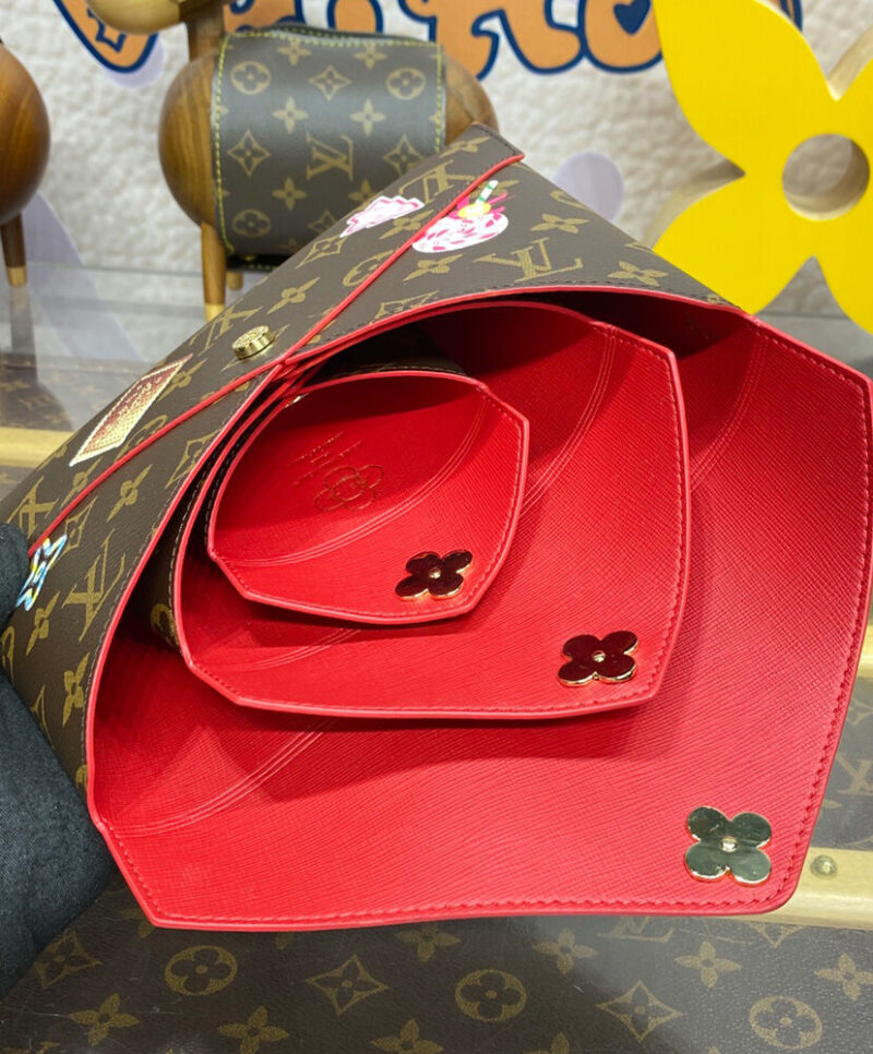 Louis Vuitton Kirigami Pochette M12203 Brown